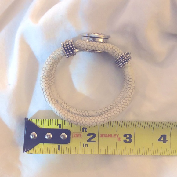 Red White and Blue Heart Flag Rope Bracelet - Picture 4 of 4